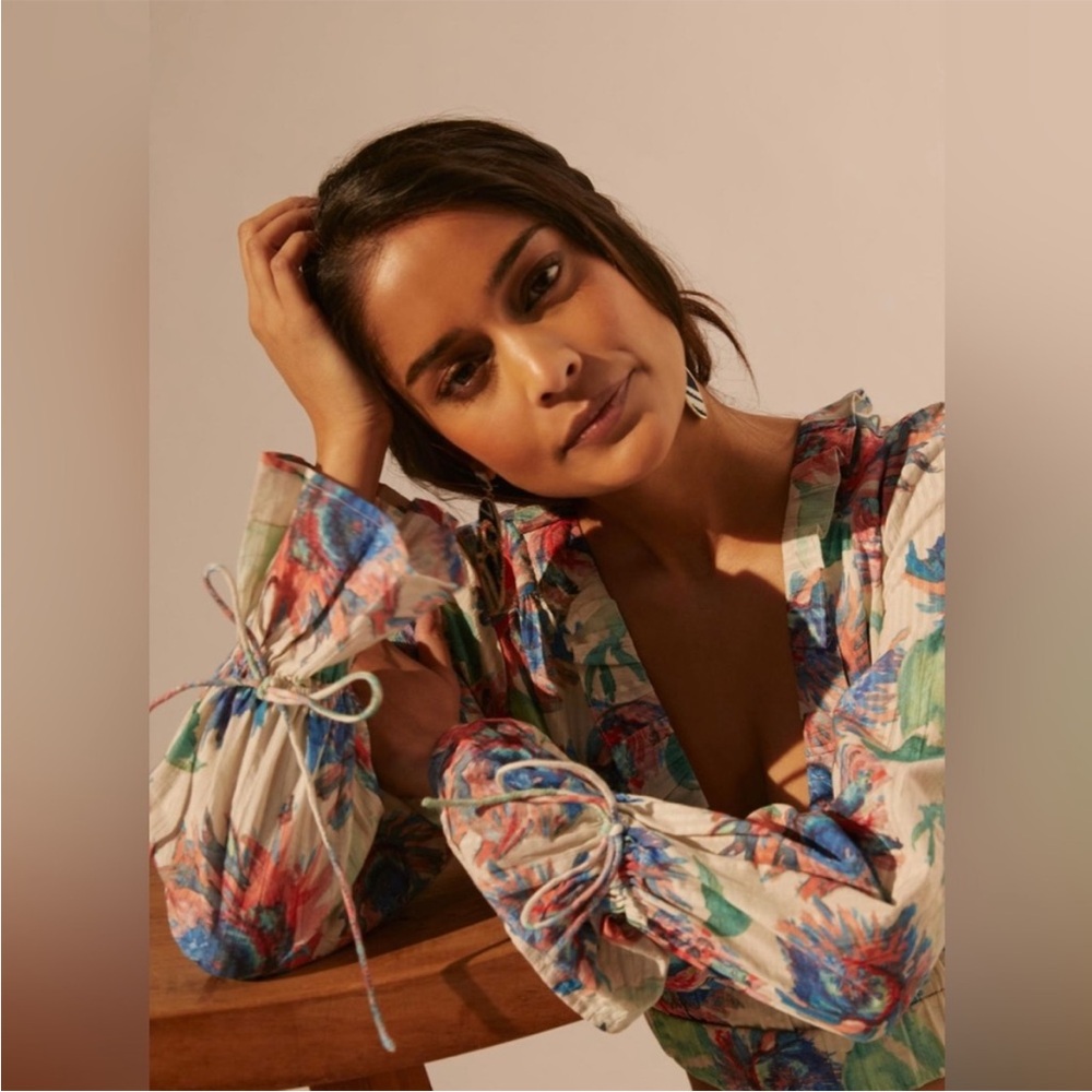 Anthropologie gathered cropped floral top - Picture 4 of 12